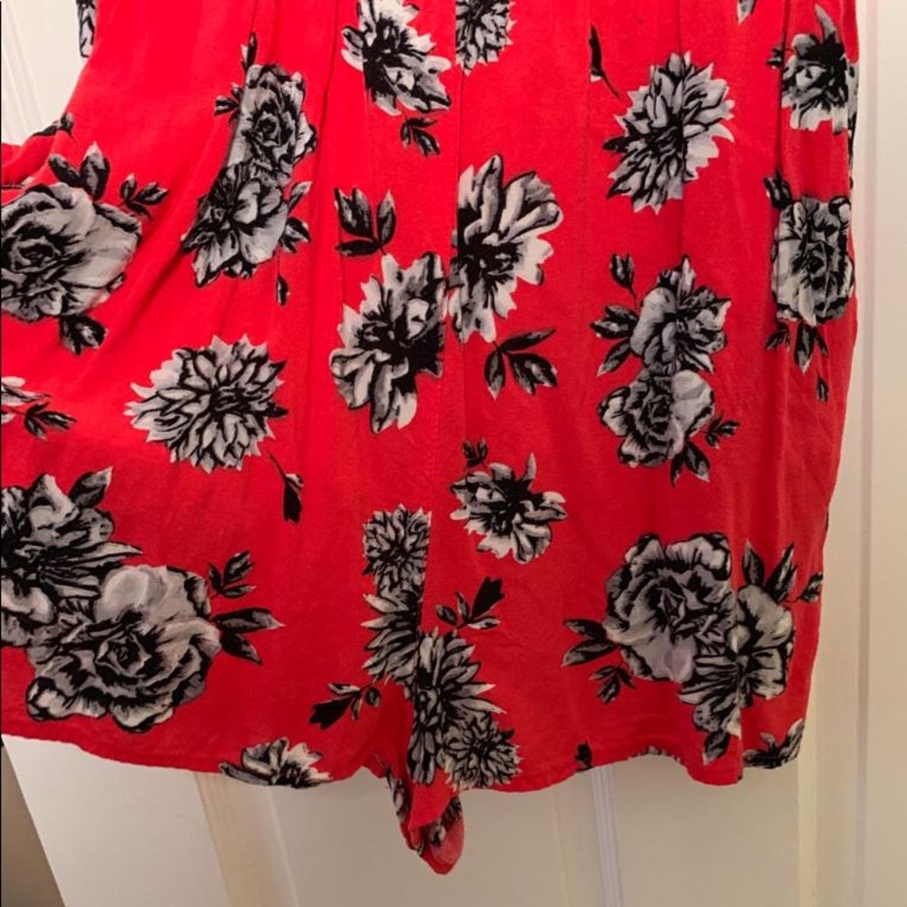 Romper - Picture 4 of 4